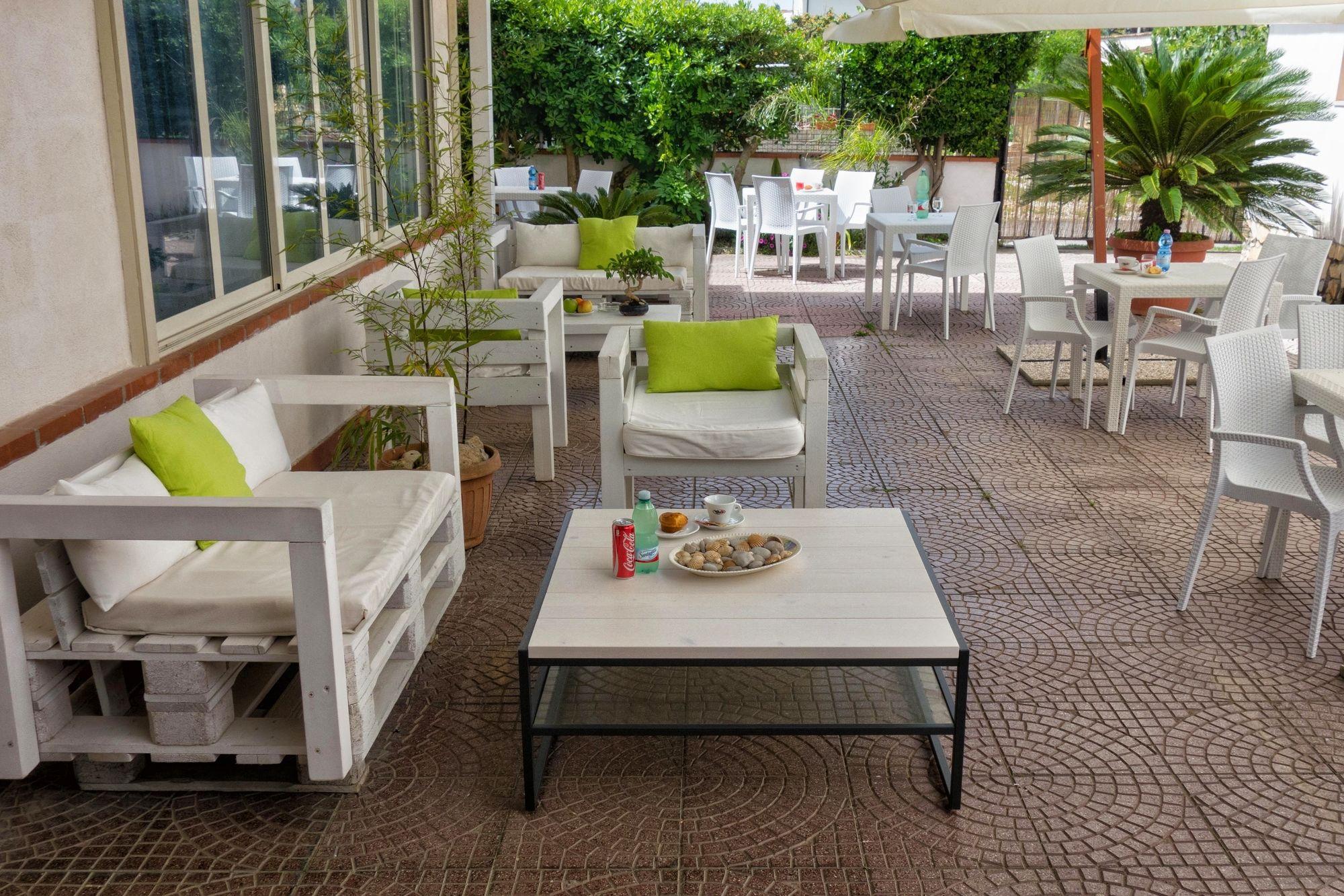 Minturnae Hotel Scauri  Exterior photo